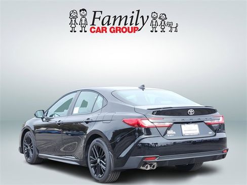 New 2026 Toyota Camry SE image 3