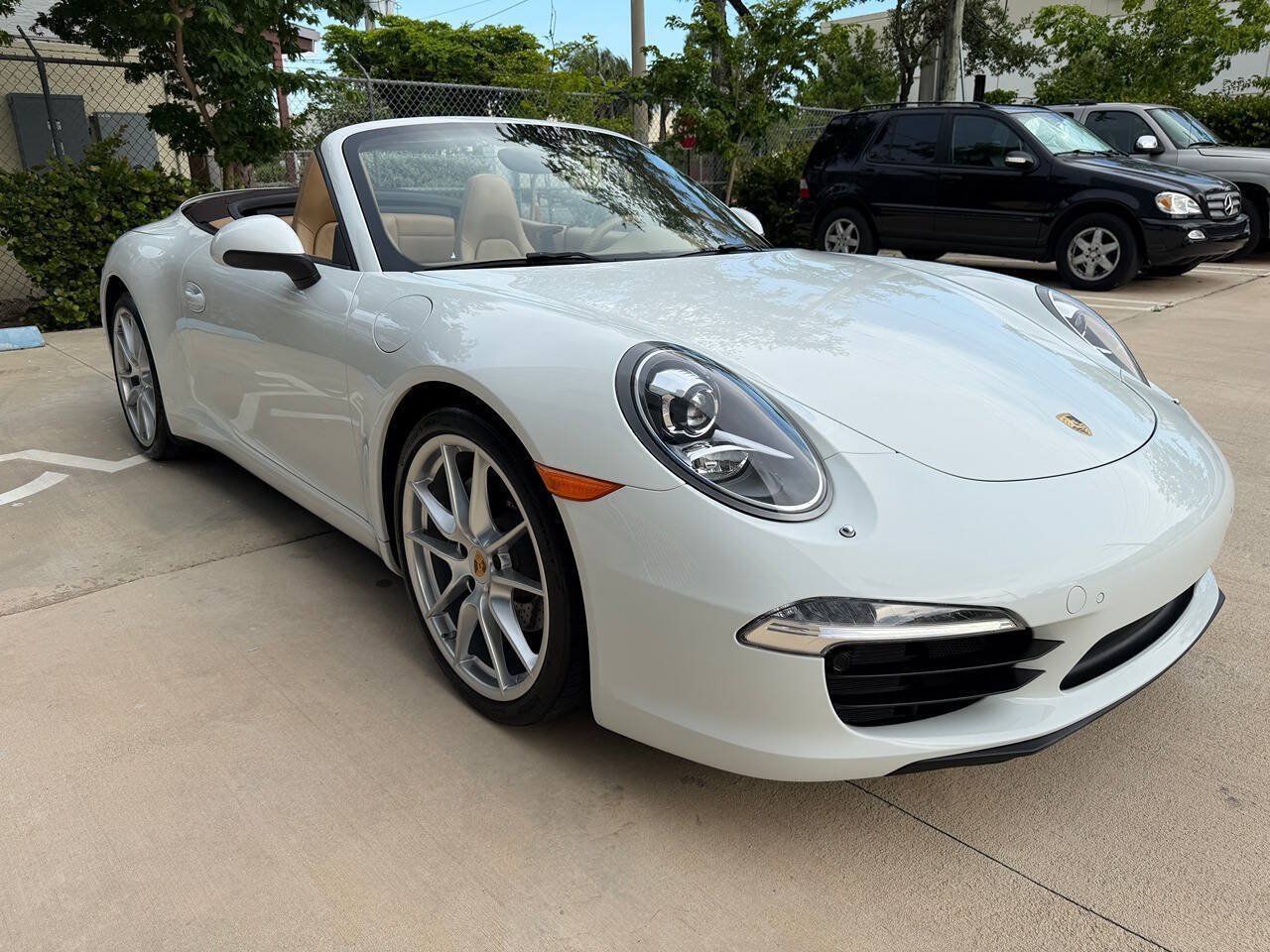 Used 2015 Porsche 911 Carrera RWD image 6