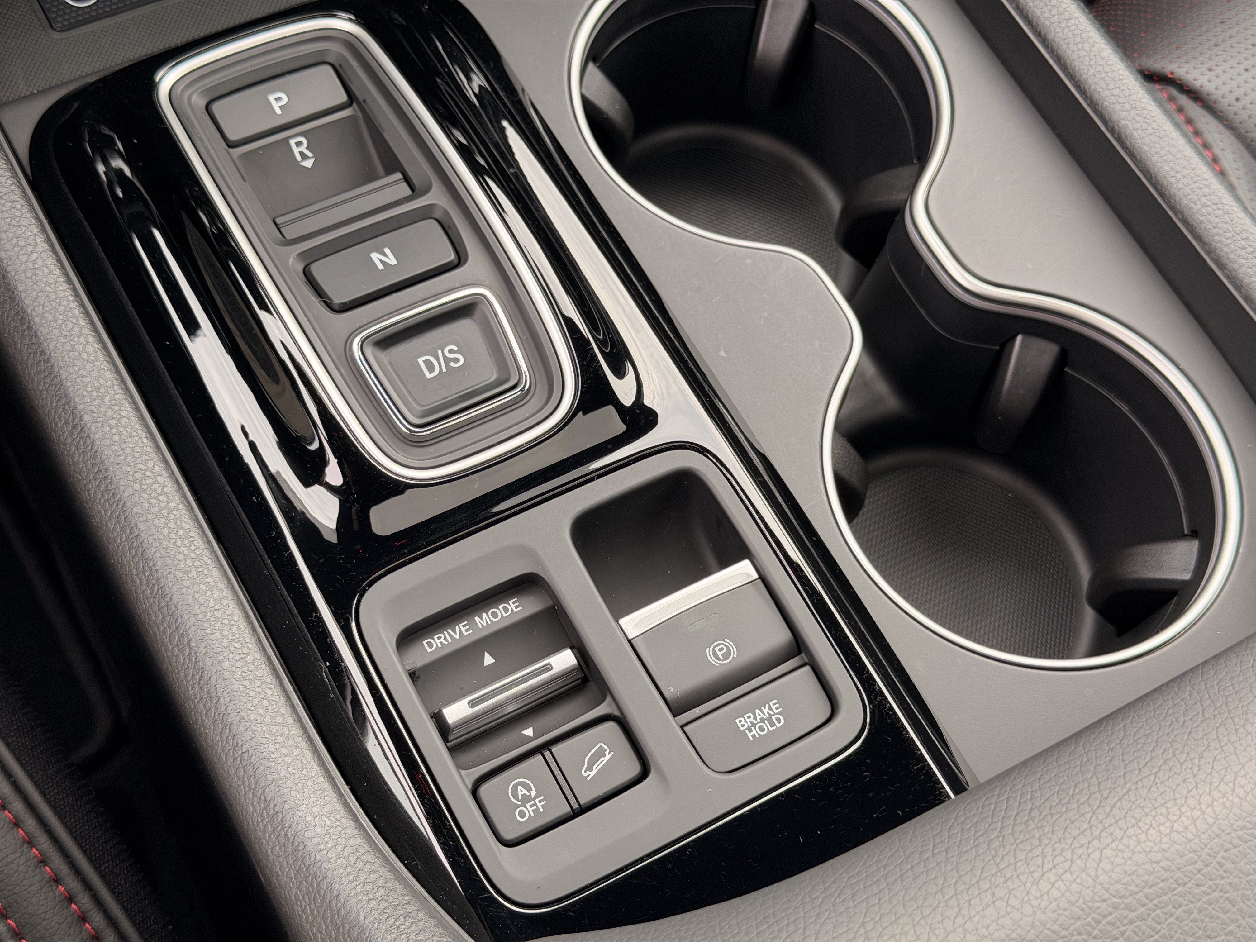 Used 2025 Honda Pilot Black Edition image 19