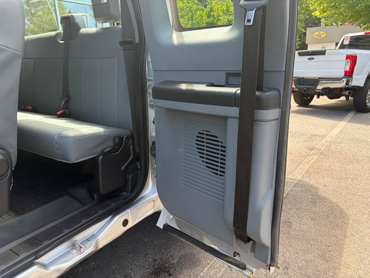 Used 2016 Ford F350 XL w/ Power Equipment Group AWD/4WD image 26