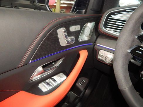 Used 2024 Mercedes-Benz GLE 53 AMG 4MATIC Coupe image 32