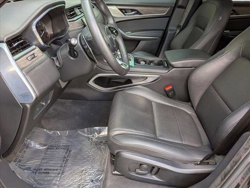 Certified 2023 Jaguar F-PACE S image 17