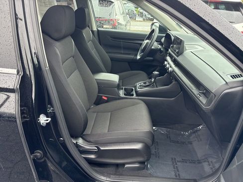 Used 2025 Honda CR-V LX image 10