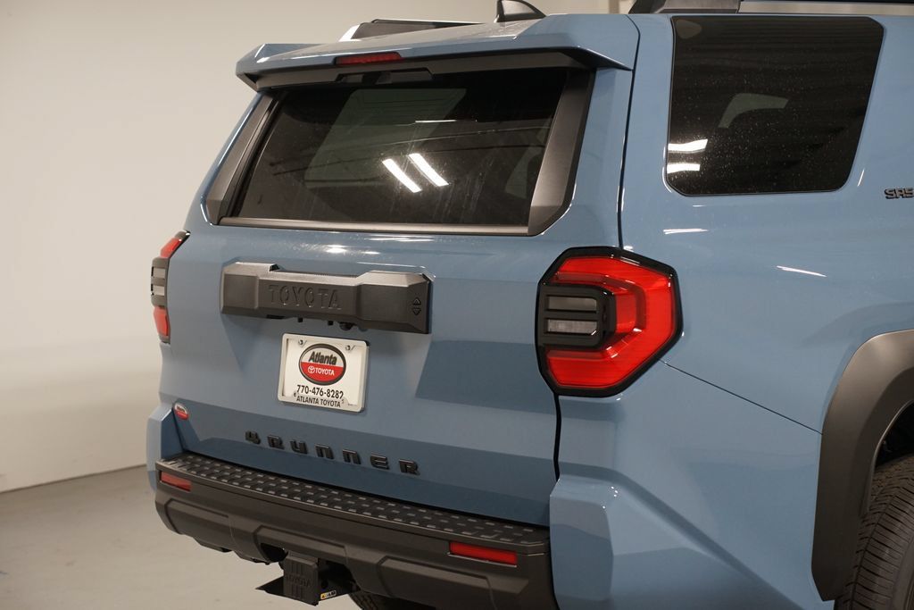 New 2026 Toyota 4Runner SR5 AWD/4WD image 9