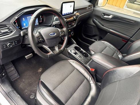 Used 2023 Ford Escape ST-Line Select image 9