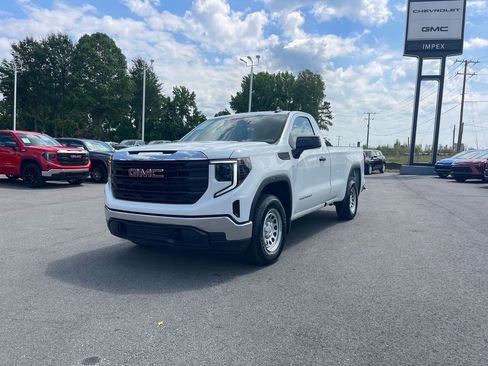 Used 2024 GMC Sierra 1500 Pro w/ Pro Value Package image 2