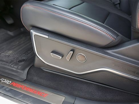 Used 2025 Ford F150 Raptor image 11