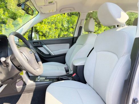 Used 2015 Subaru Forester 2.5i w/ Alloy Wheel Package image 44