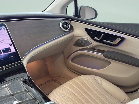 Certified 2022 Mercedes-Benz EQS 450+ Sedan image 31