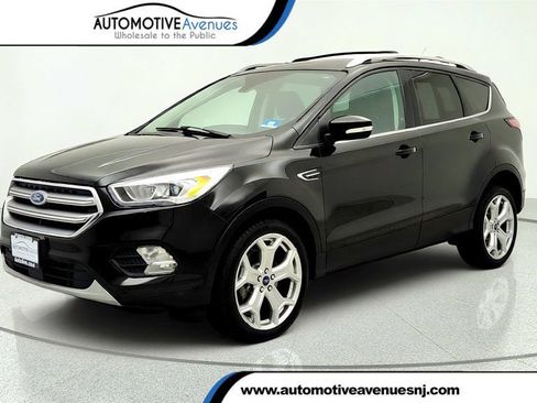Used 2017 Ford Escape Titanium AWD/4WD image 1