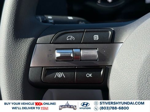 Certified 2025 Hyundai Kona SE image 22
