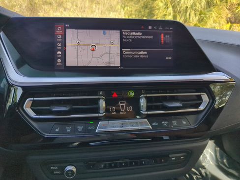 Used 2019 BMW Z4 sDrive30i w/ Executive Package image 19