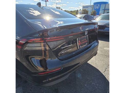 New 2025 Honda Accord LX image 17
