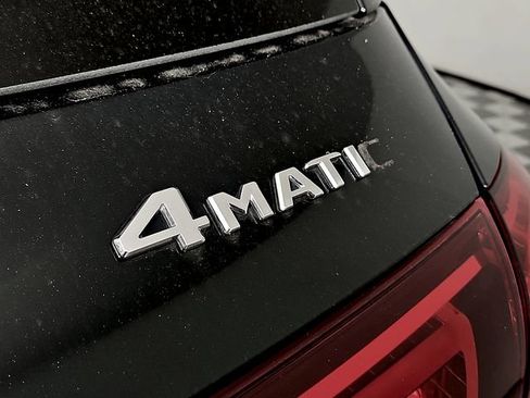 Used 2021 Mercedes-Benz GLE 580 4MATIC image 32