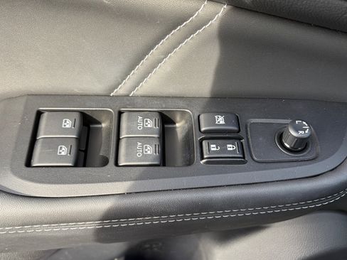 Used 2018 Subaru Outback 2.5i Limited image 8