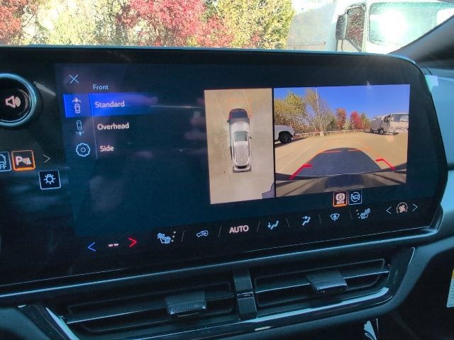 New 2026 Chevrolet Equinox EV RS FWD image 24