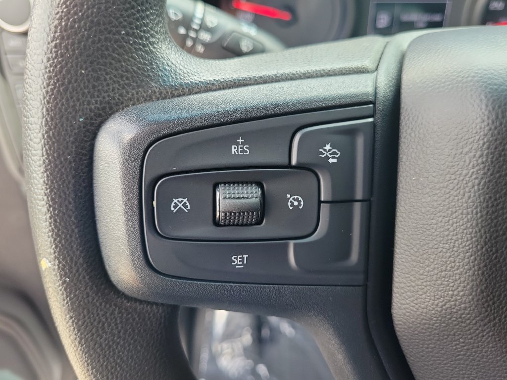 Used 2022 Chevrolet Silverado 1500 Custom Trail Boss AWD/4WD image 15