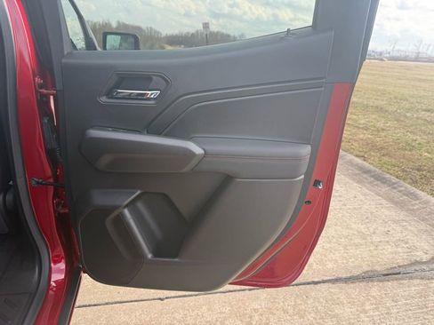 Used 2026 Chevrolet Colorado Z71 w/ Technology Package image 14