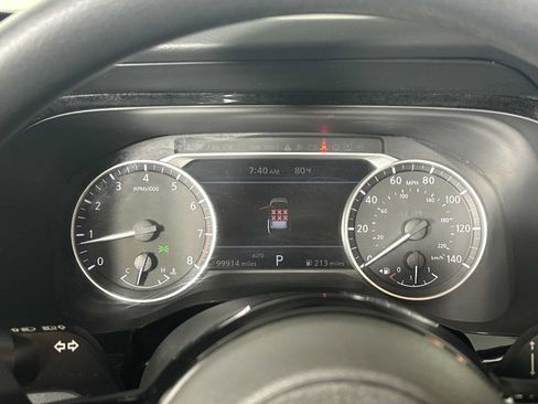 Used 2022 Nissan Pathfinder S AWD/4WD image 28