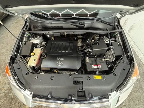 Used 2009 Toyota RAV4 Limited AWD/4WD image 25