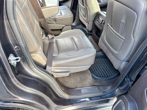Used 2016 GMC Yukon Denali w/ Enhanced Security Package image 36