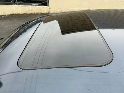 Used 2012 Volkswagen Golf TDI image 9