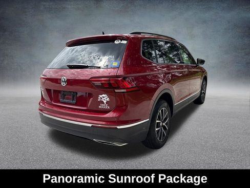 Used 2020 Volkswagen Tiguan SE w/ Panoramic Sunroof Package FWD image 6