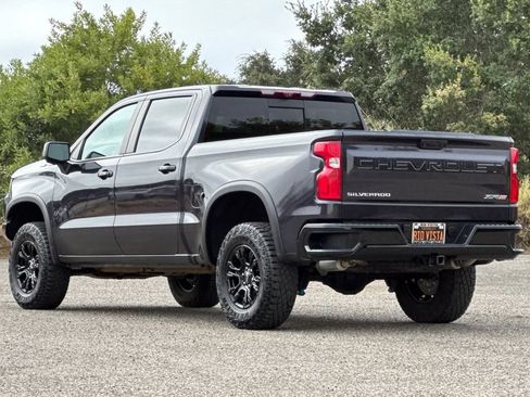 Used 2023 Chevrolet Silverado 1500 ZR2 w/ Technology Package AWD/4WD image 6