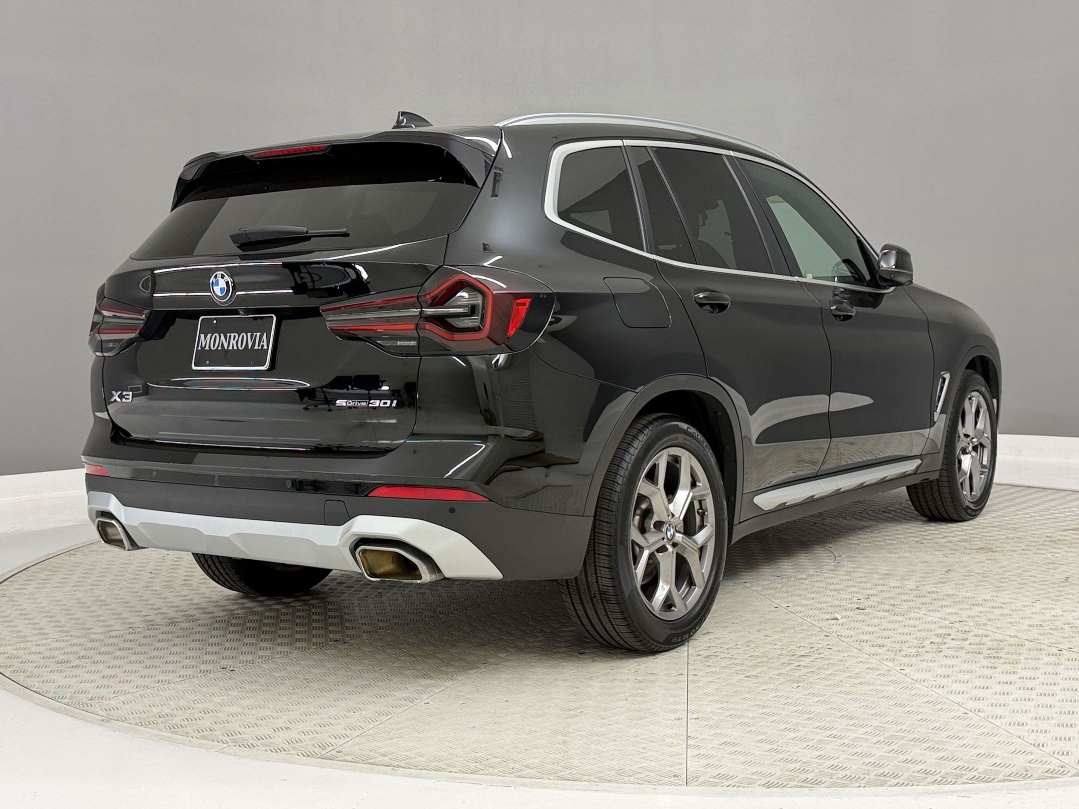 Certified 2023 BMW X3 sDrive30i w/ Premium Package RWD image 9