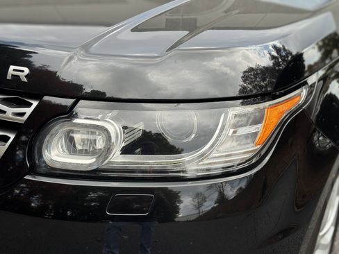 Used 2014 Land Rover Range Rover Sport HSE image 6