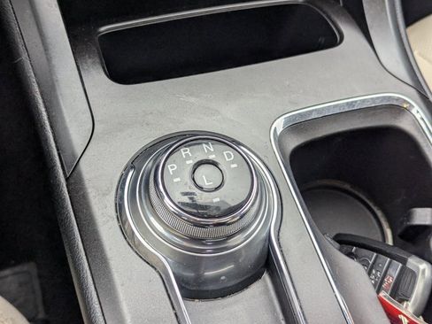 Used 2018 Ford Fusion Energi Titanium image 12