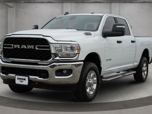 Used 2024 RAM 2500 Big Horn AWD/4WD image 1