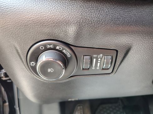 Certified 2024 Jeep Compass Trailhawk w/ Trailhawk Convenience Group image 23