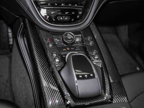 Used 2024 Aston Martin DBX 707 image 33