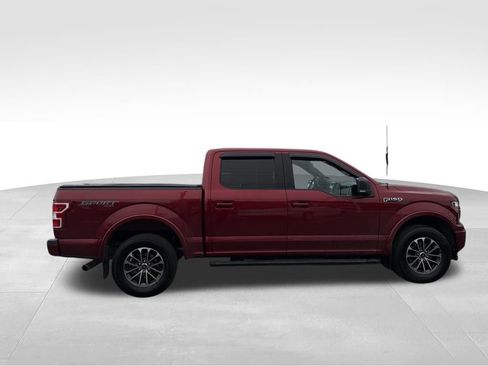 Used 2018 Ford F150 XLT w/ Equipment Group 302A Luxury image 12