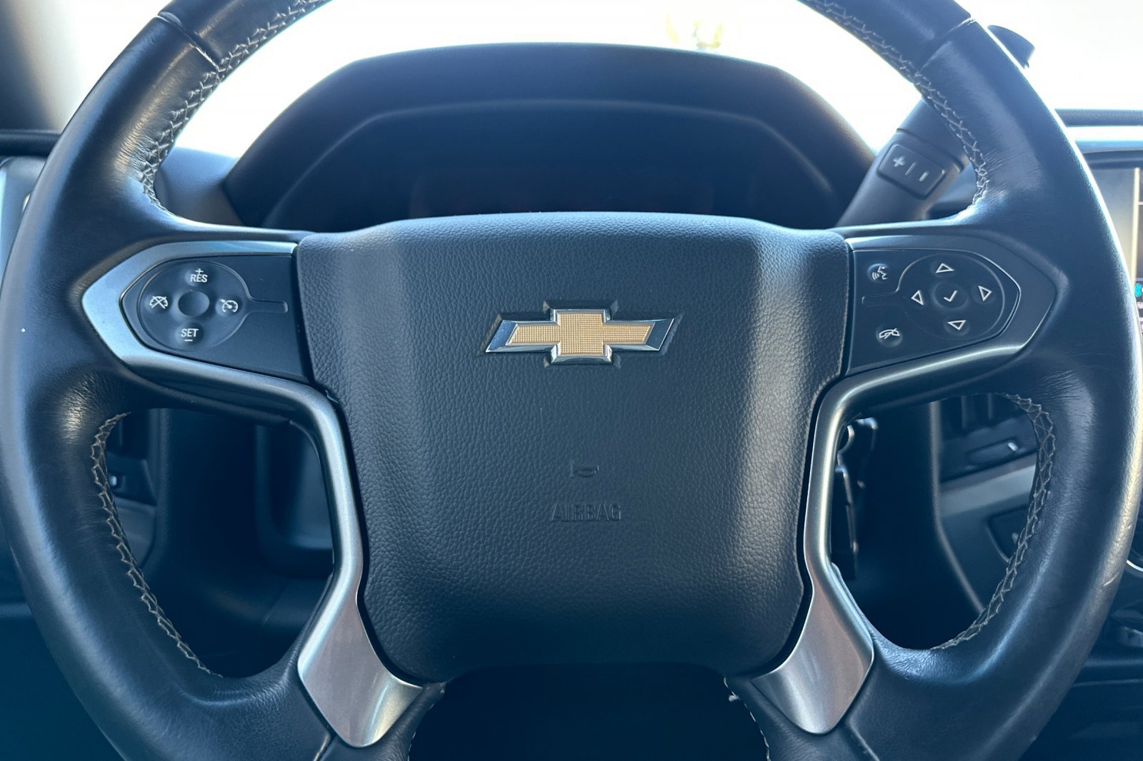 Used 2017 Chevrolet Silverado 1500 LT w/ LPO, Black Pack AWD/4WD image 31