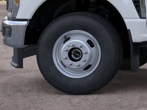 New 2026 Ford F350 XL AWD/4WD image 19