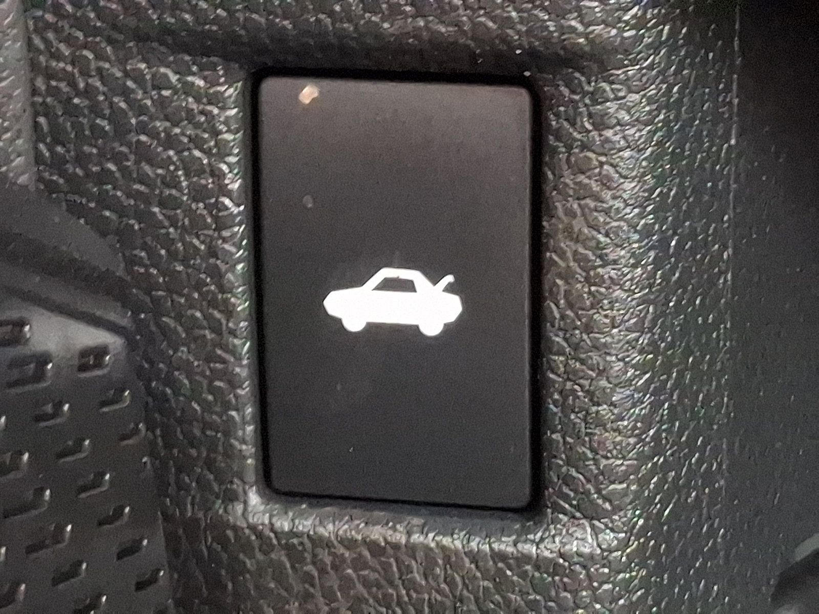 Certified 2023 Honda Accord EX image 26