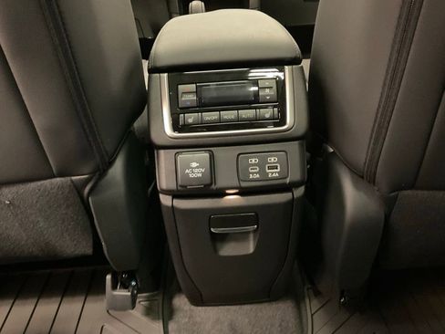 New 2026 Subaru Ascent Touring w/ Popular Package #2 AWD/4WD image 36