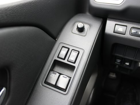 Certified 2022 Nissan Frontier SV AWD/4WD image 18