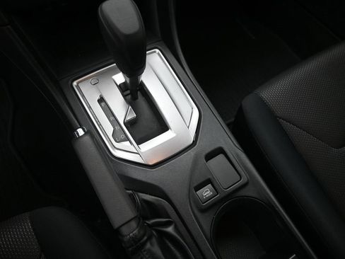 Used 2022 Subaru Crosstrek 2.0i image 18