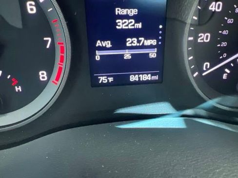 Used 2018 Hyundai Tucson Limited FWD image 11