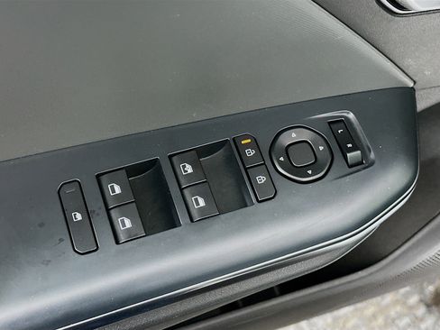 Used 2025 Kia K4 LXS image 15