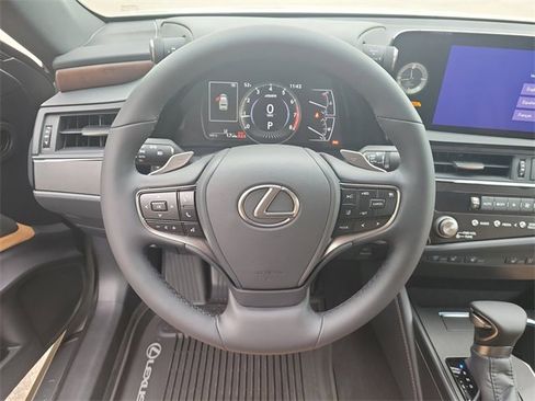 New 2025 Lexus ES 350 w/ Premium Package image 21