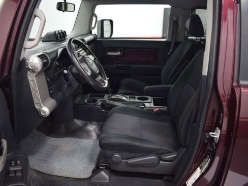 Used 2007 Toyota FJ Cruiser 2WD image 14