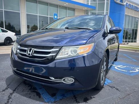 Used 2014 Honda Odyssey Touring image 2