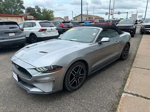 Used 2022 Ford Mustang Premium RWD image 3