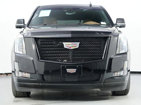 Used 2017 Cadillac Escalade ESV Platinum image 6