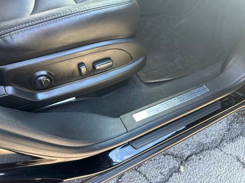 Used 2017 GMC Acadia Limited SLT image 39