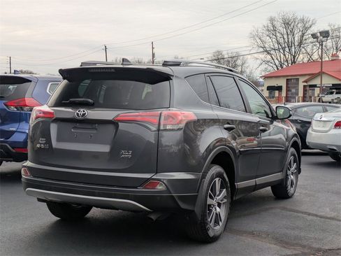 Used 2016 Toyota RAV4 XLE image 4